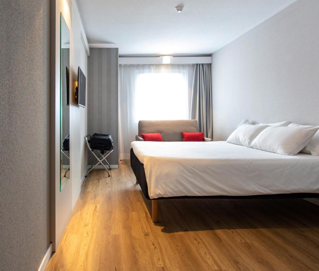 Ibis Valencia Alfafar Hotel Екстериор снимка