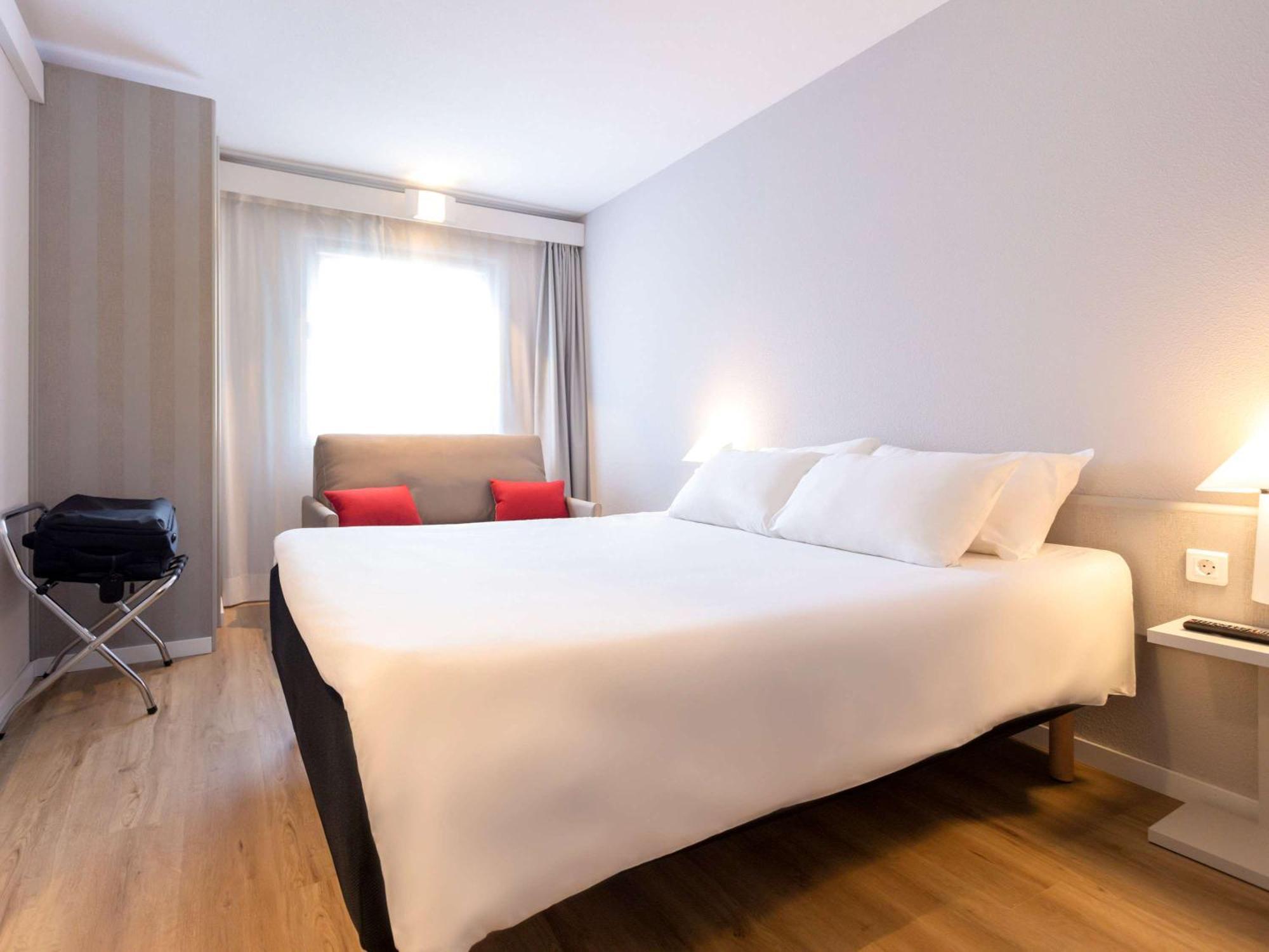 Ibis Valencia Alfafar Hotel Екстериор снимка